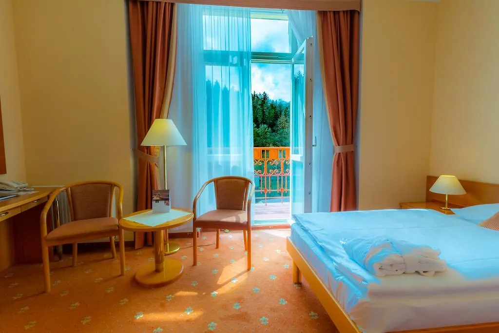 Hotel Ensana Hvězda - Imperiál - Neapol Mariánské Lázně