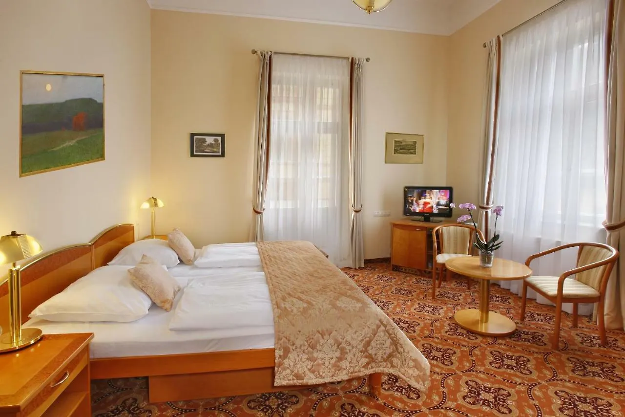 Hotel Ensana Hvězda - Imperiál - Neapol Mariánské Lázně